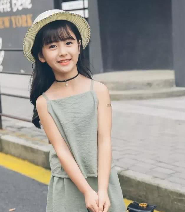 王思聪关注的最小网红,抖音第一小女神,才9岁就与王俊凯合作!