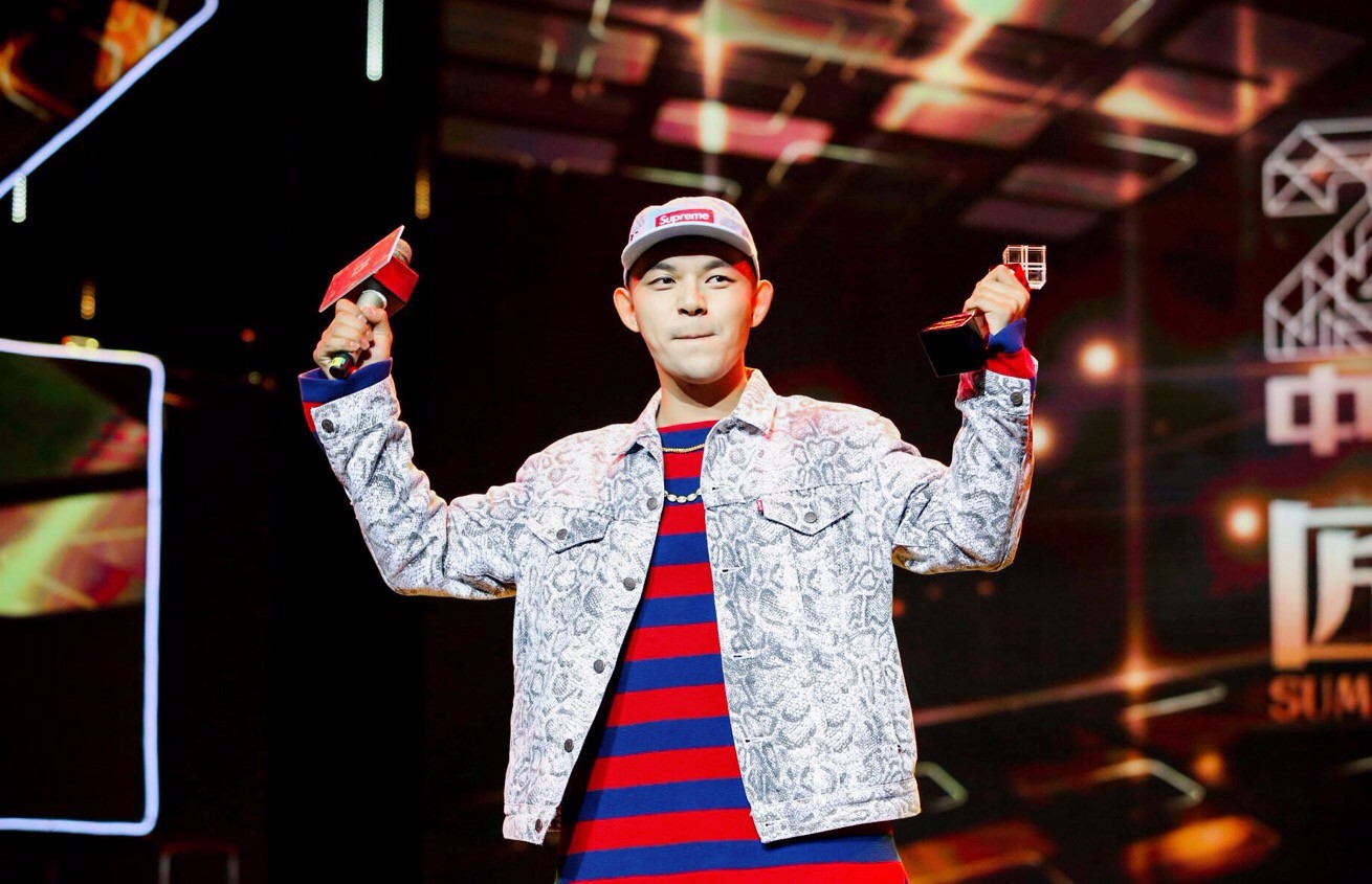 黄旭原创单曲《flow》全网上线 用"flow"表达态度