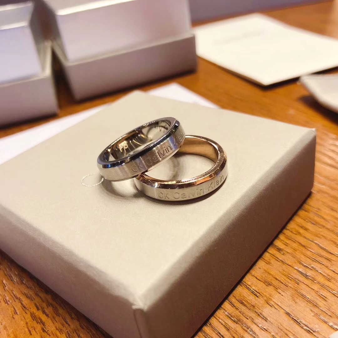 每一对情侣都要有的calvinklein最新款情侣对戒