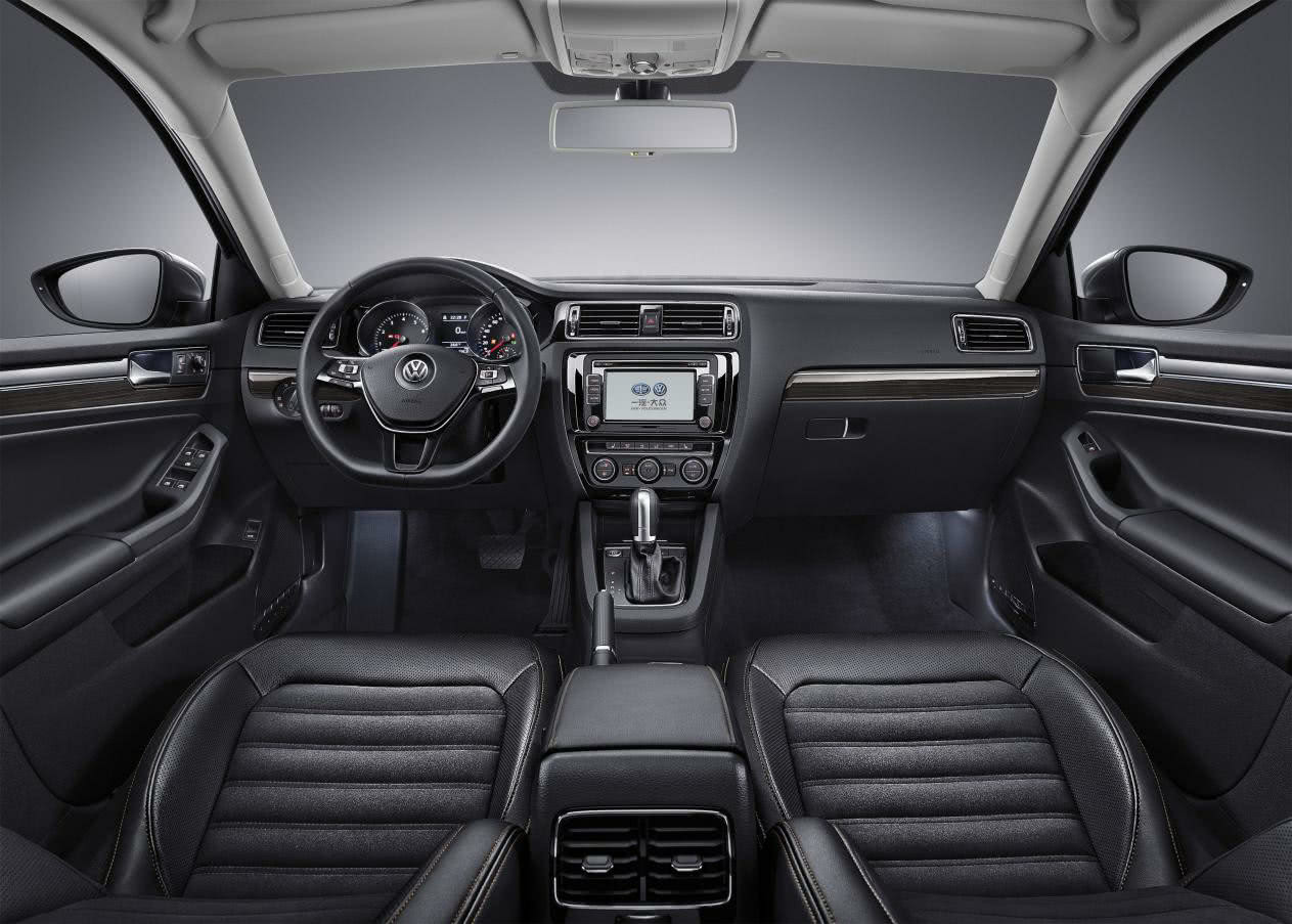 黑色到底有什么魅力,家用汽车的内饰设计为何偏爱黑色?