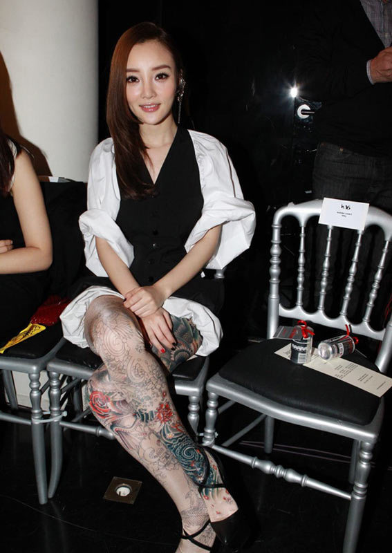有纹身的女明星中国图片