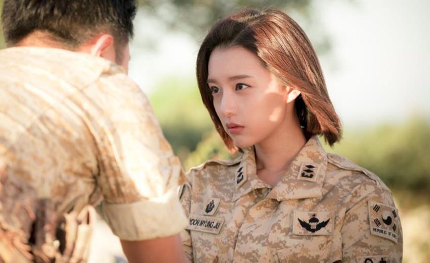 《太阳的后裔》2年后,有人新婚有人喜得两子,她变脸认不出