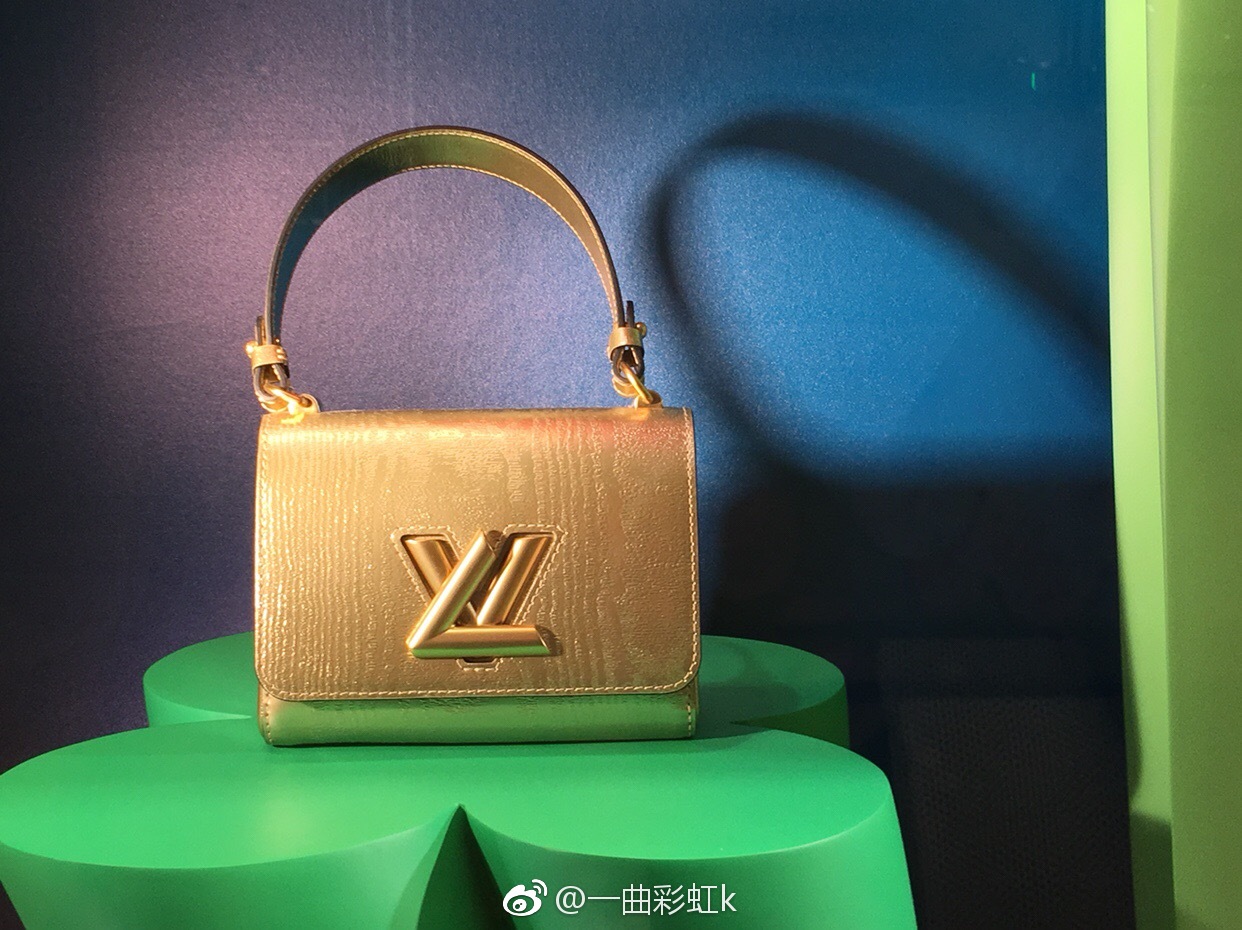 澳门奢侈品比国内便宜吗多少钱（澳门奢侈品比国内便宜吗）-第2张图片-潮百科