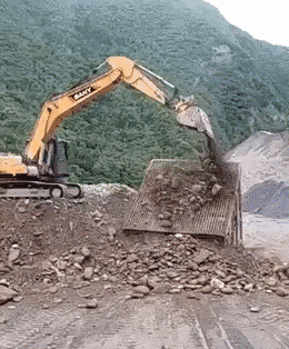 |硬币|儿子|抬不动_新浪新闻