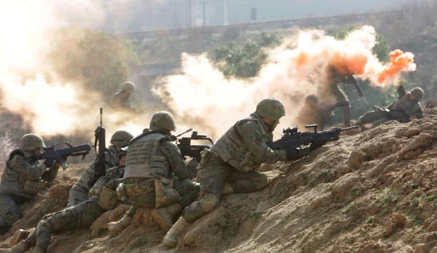 以色列付惨痛代价,偷袭军火库正中埋伏,特种部队5分钟被歼灭