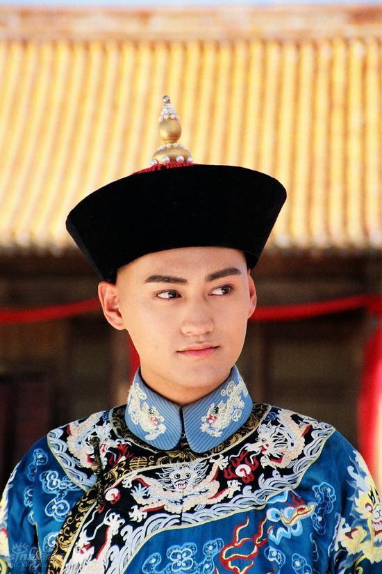 5,袁弘袁弘曾在《上书房》中扮演少年乾隆.
