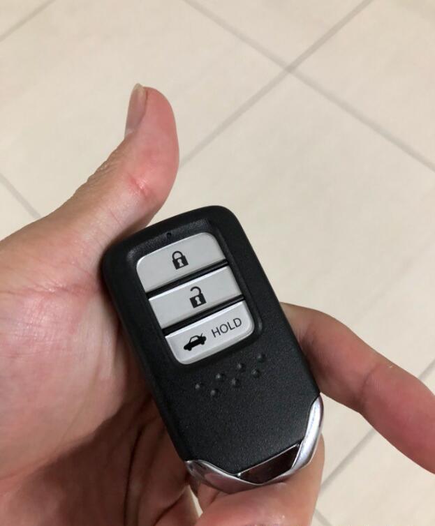 10代雅阁260精英版提车不担心机油问题油耗非常满意