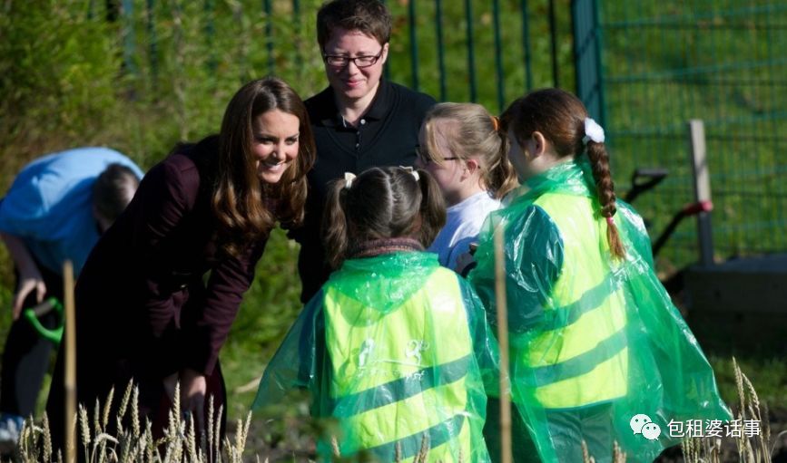 凯特王妃5年生3老太快，弟媳梅根因“离异”“戏精”屡遭挑剔