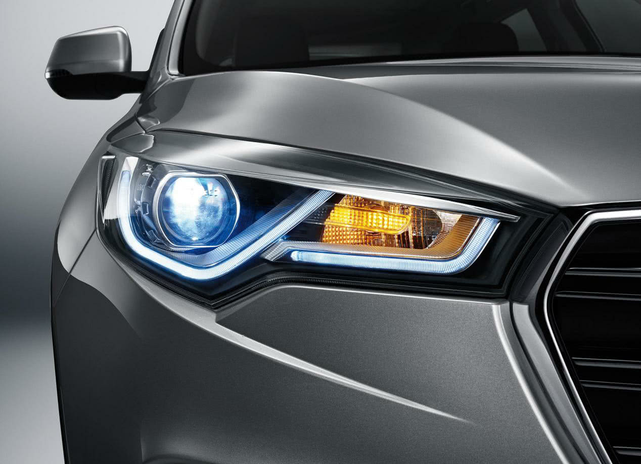 汽车换个灯怎么那么贵?是被坑了吗?