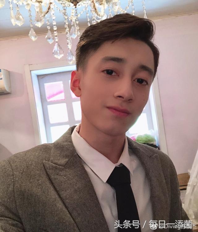 罗云熙自爆喜欢迪丽热巴?原来公开喜欢热巴的