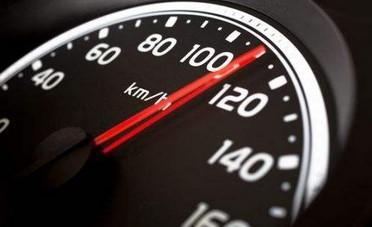 车速表显示110km/h, 实际上也是这样吗?