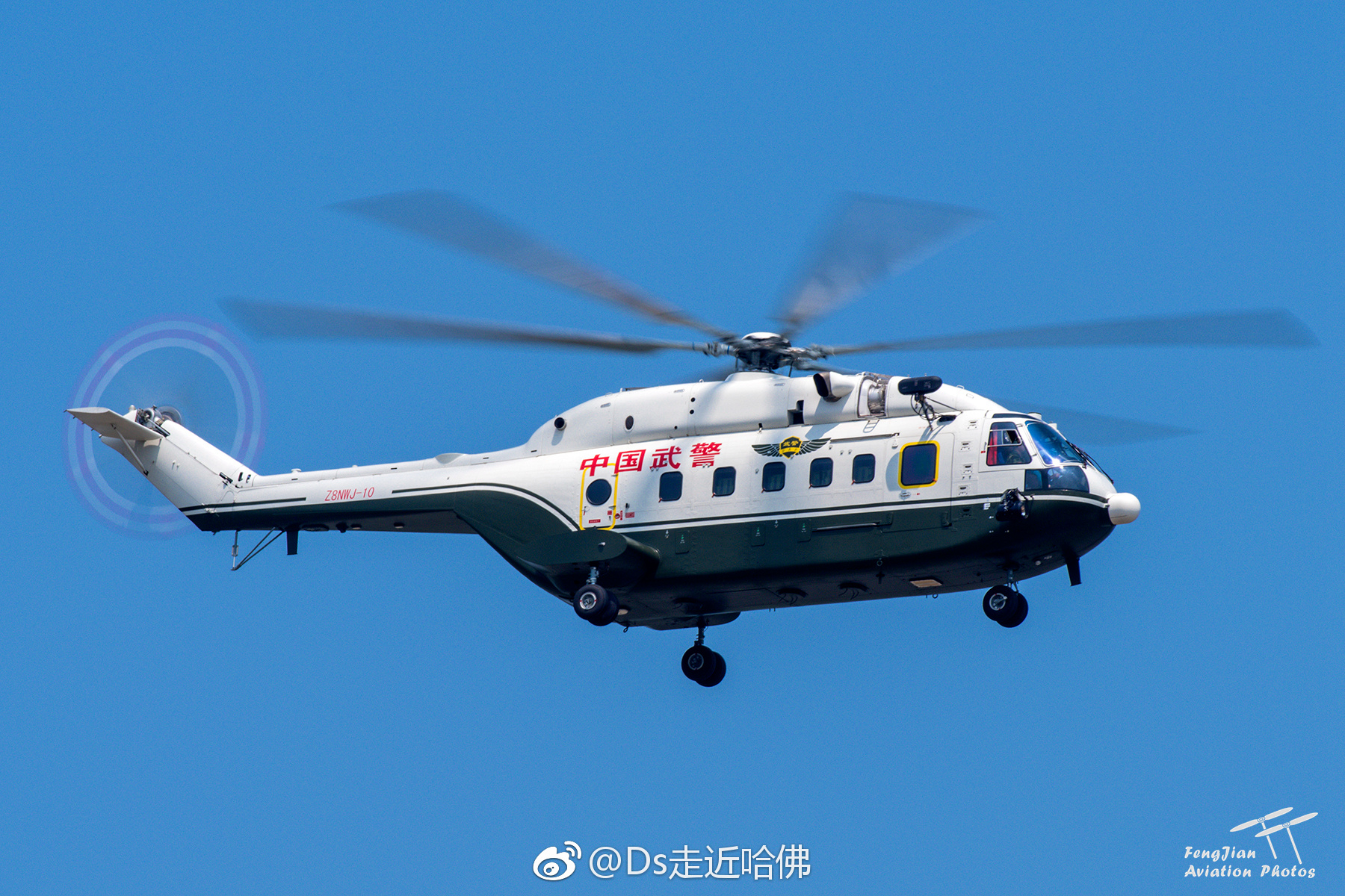 用相机记录人民军队5武警篇庆祝人民军队建军91周年