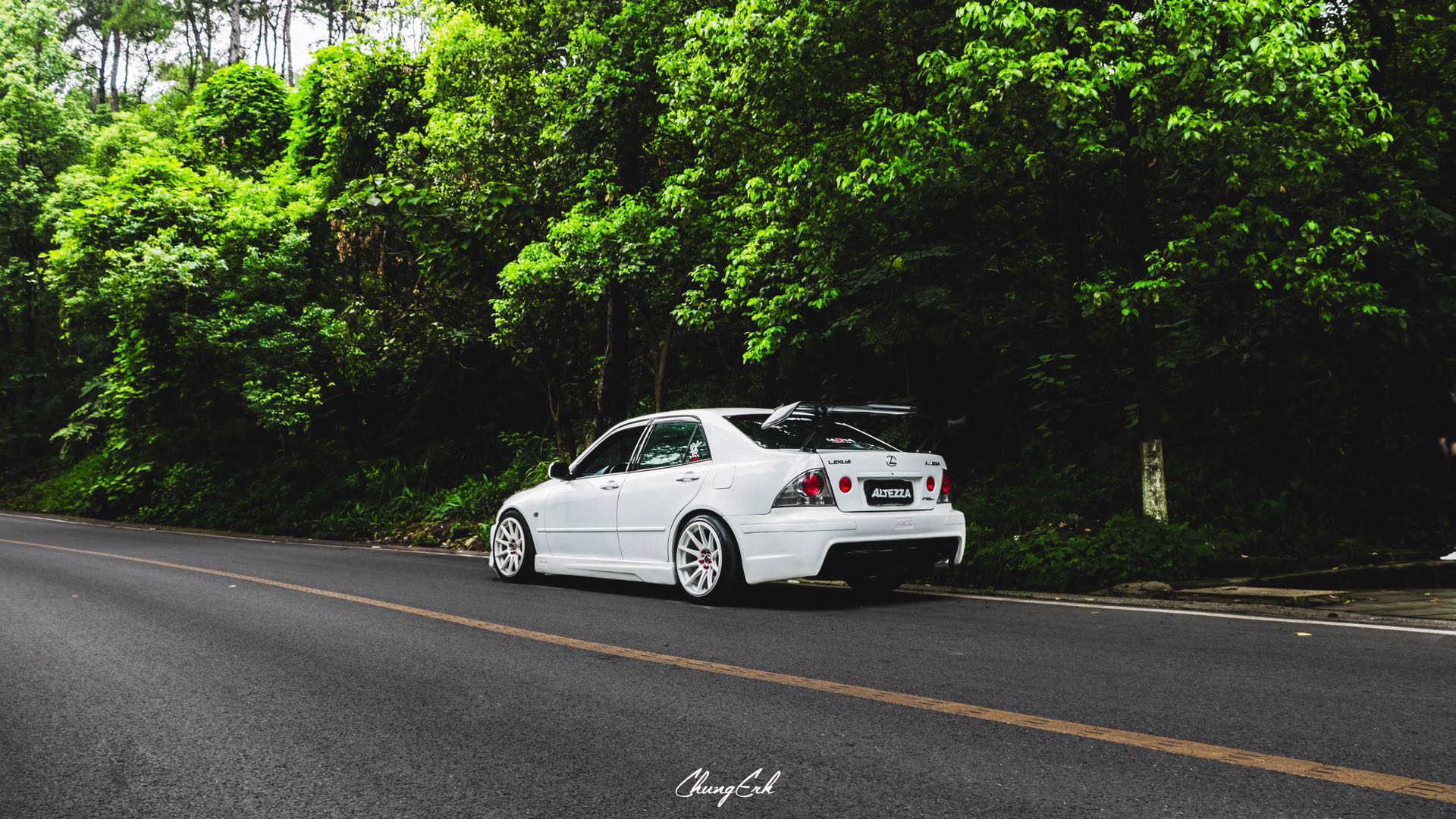 《头文字d》里打酱油的咬地鲨,现实中车友将其打造成漂移神器!