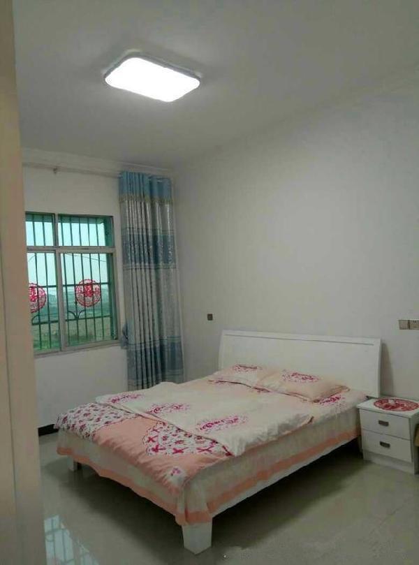 晒晒农村婆家的自建房,总共花了83万,超爱后院的大鱼塘!