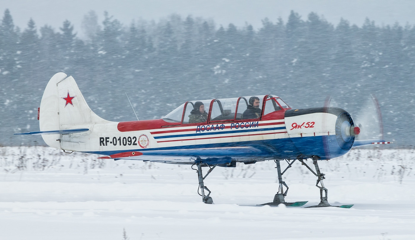 苏联/俄罗斯的雅克-52型活塞式螺旋桨教练机,他们飞行员由此起步