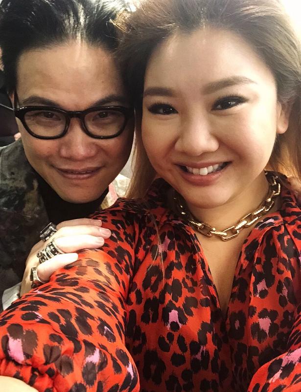 沈殿霞爱女郑欣宜近照,身材丰腴尽显富态之美,颜值在线气场强大