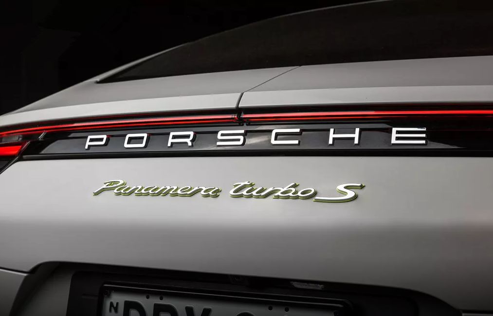 评测新款帕拉梅拉turbo s e-hybrid:为何要吹着口哨唱着歌?