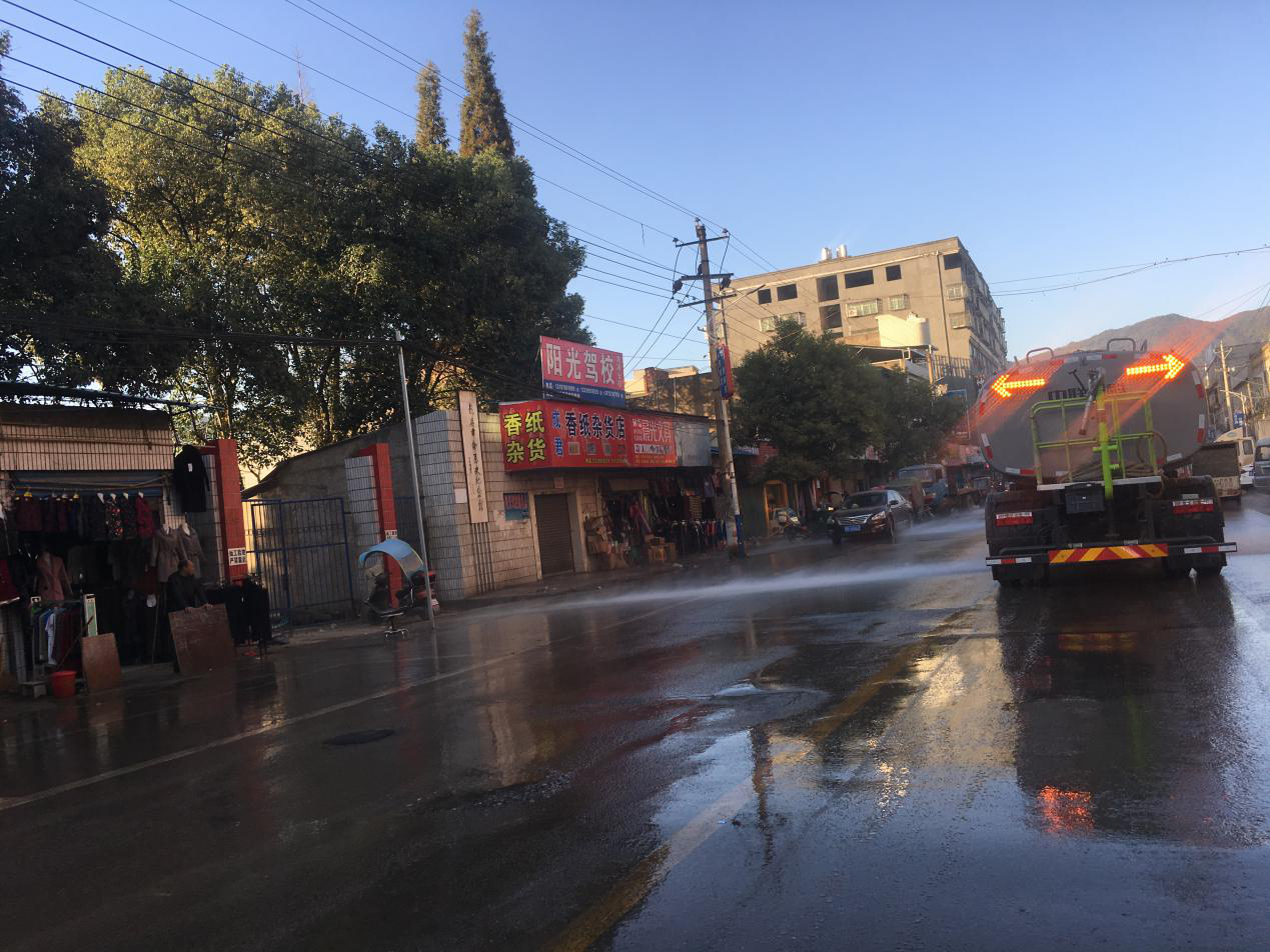 阳新新闻: 龙港镇进一步改善街道环境卫生