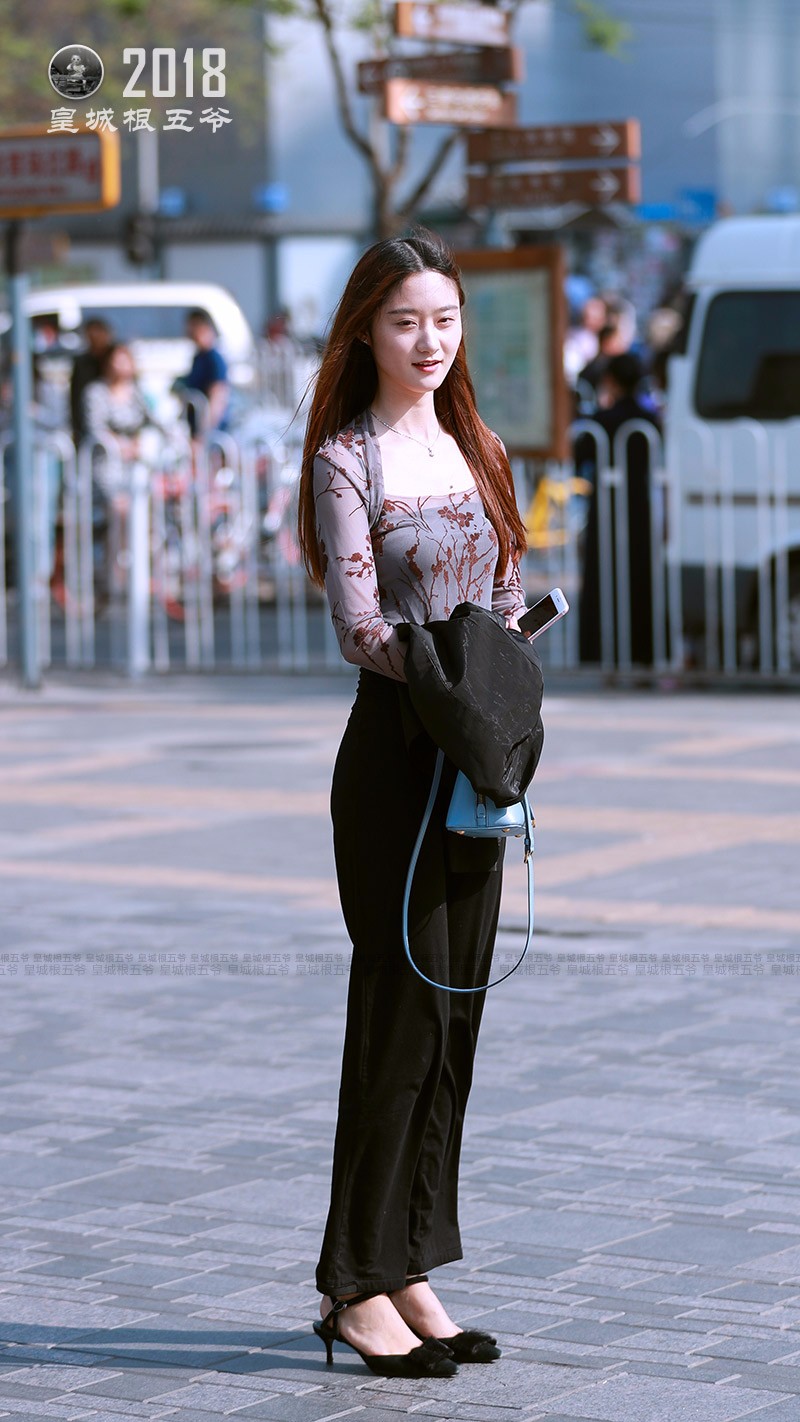 三里屯|美女|街拍_新浪新闻