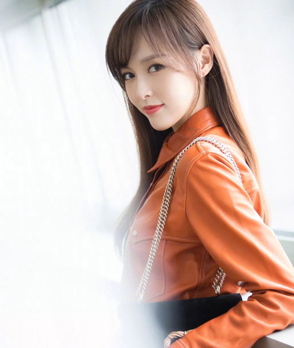 换刘海必换a字刘海,修饰脸型还减龄!