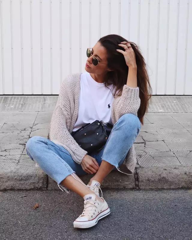 牛仔裤 帆布鞋,打造青春活力范,你还不来pick一下吗?