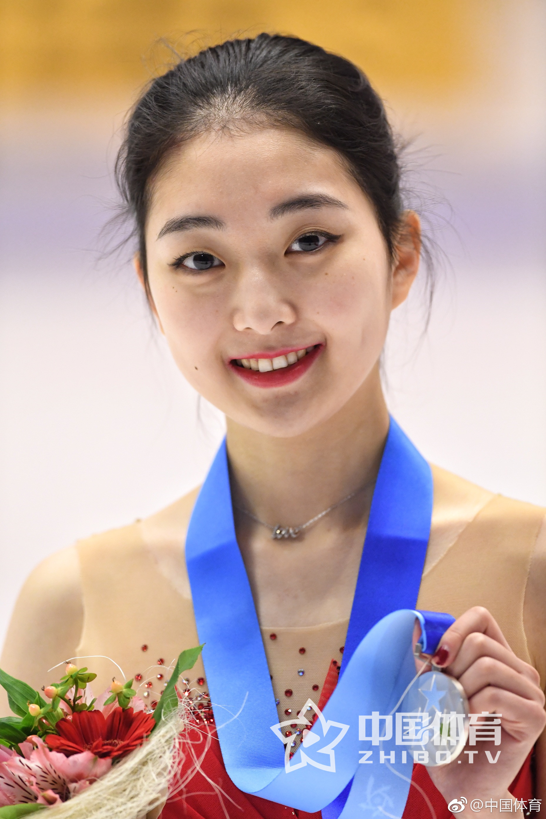 昨晚,中国花样滑冰女子单人滑名将李子君在个人微博发表长文