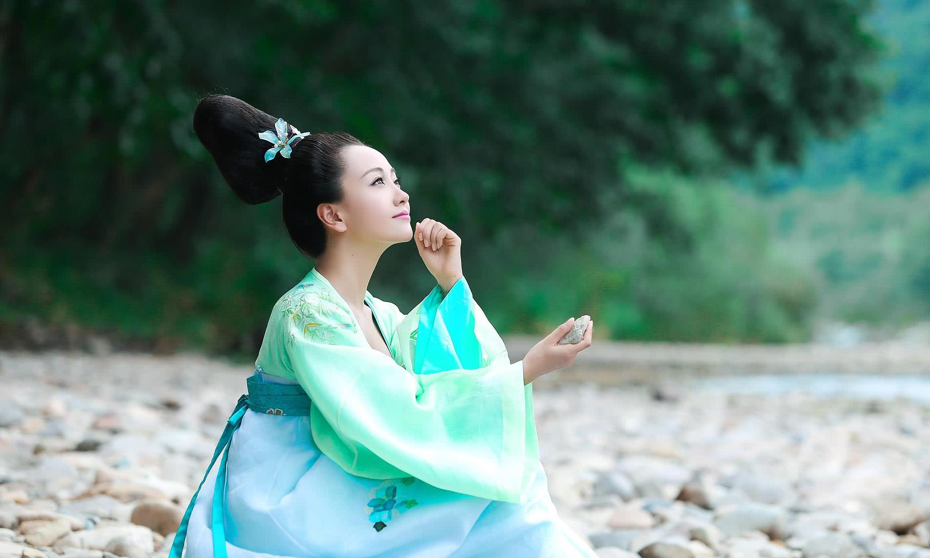 汉朝大败匈奴，为啥还要和亲？