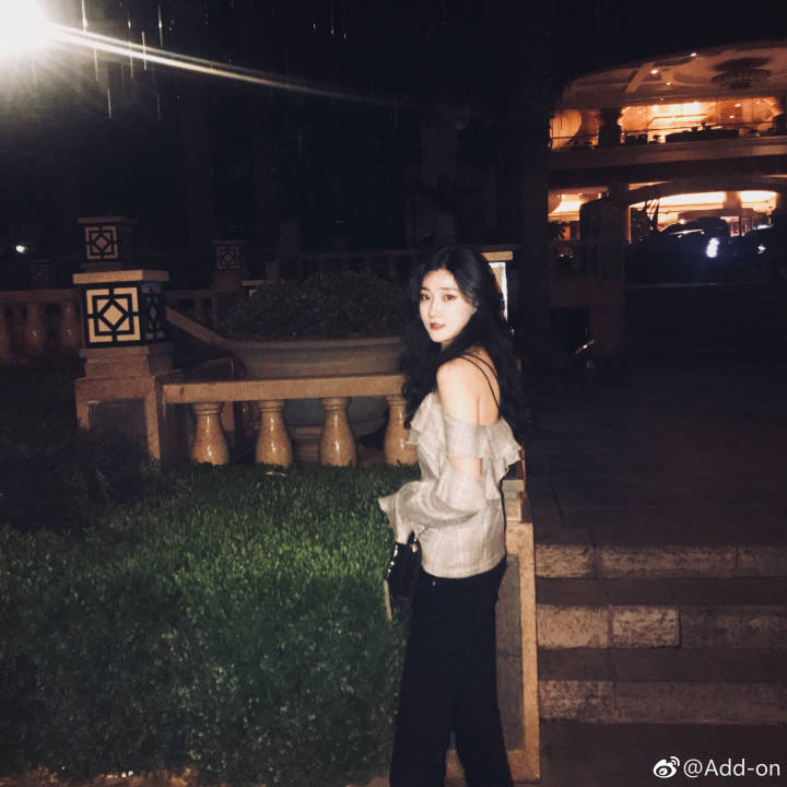 遇害空姐李明珠微博曝光,生前大量照片流出,颜值堪比一线明星!