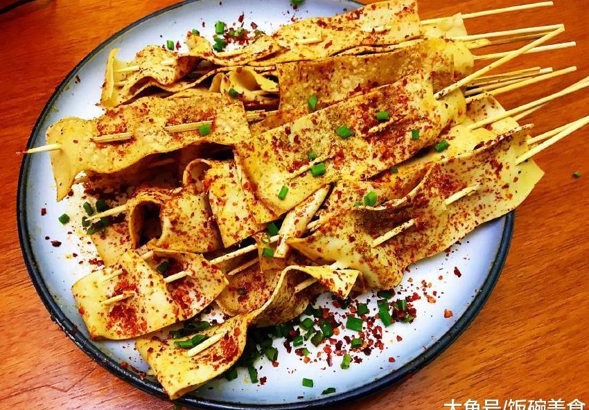烤豆皮这样做才好吃, 做法简单, 香辣美味, 成本不到5元钱