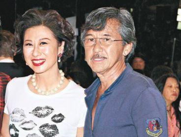 57岁叶倩文全家近照身材容貌一点没变33岁儿子比老爸还帅
