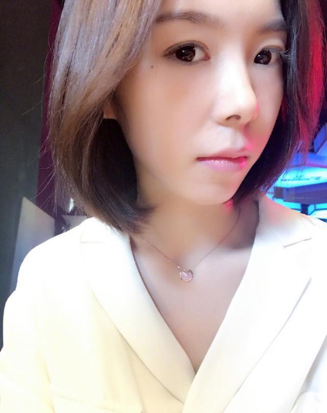 吃鸡的主播小楼成了国服最强医疗兵, 网友说36d, 奶量毫无疑问