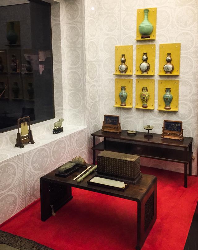 乾隆自己读书写字的地方命作"三希堂"的由来