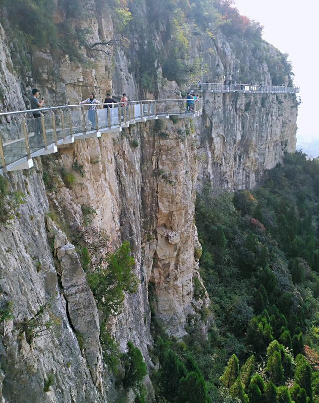 濟南齊魯第一大佛 山東超長玻璃棧道,你來體驗了嗎?