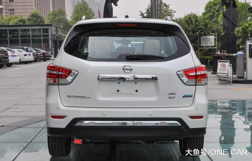 国内少见的日产探路者, 美国特供7座suv, 比丰田汉兰达历史悠久