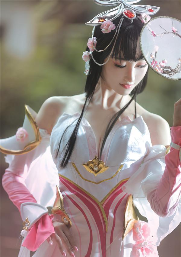 王者c圈甄姬游园惊梦真人秀