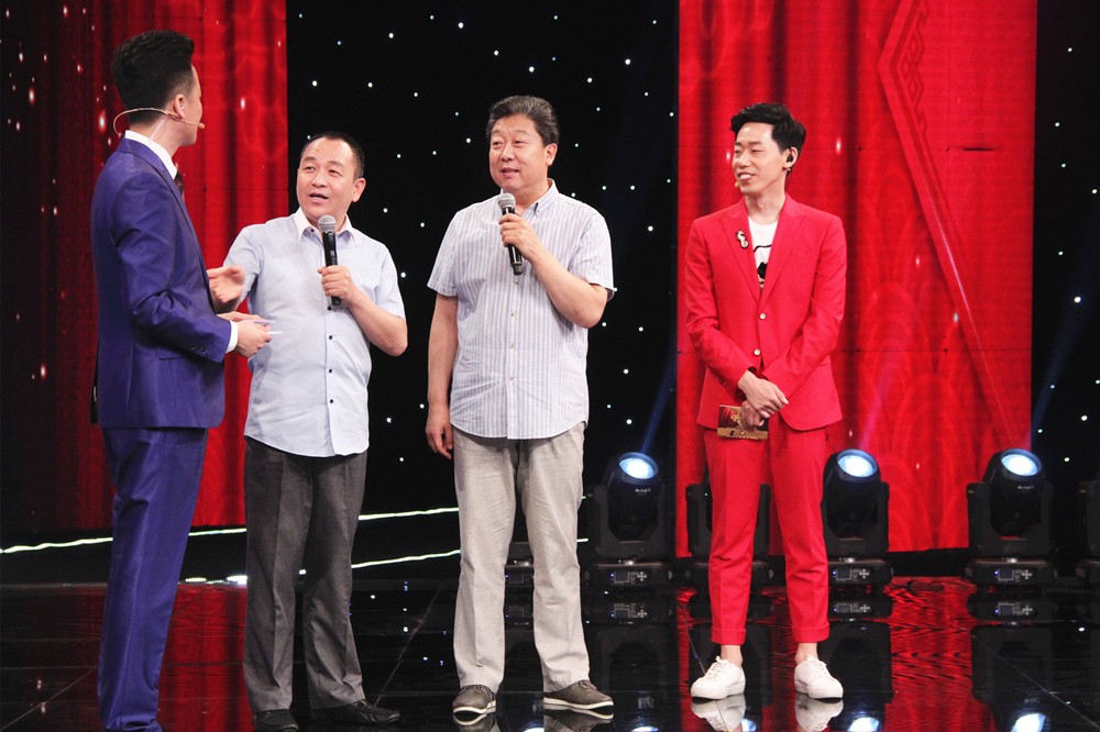 杨蕾,王彤,付强,宋宁,郭月,侯林林,曹随风等主创演员共同讲述相声剧