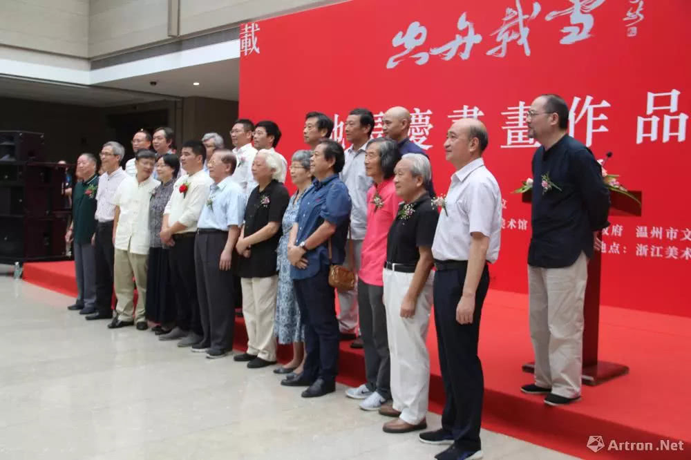 喜讯平阳名人池长庆书画作品在浙江省美术馆展出好评如潮