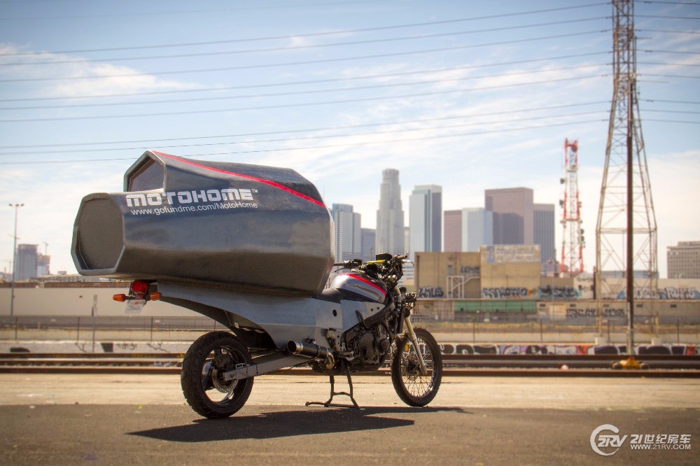 什么都阻挡不了喜欢玩的心 两轮的摩托车房车你见过么?