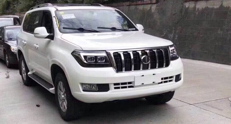 恒天l4600曝光,配4.6l v8发动机,轴距超过哈弗h9