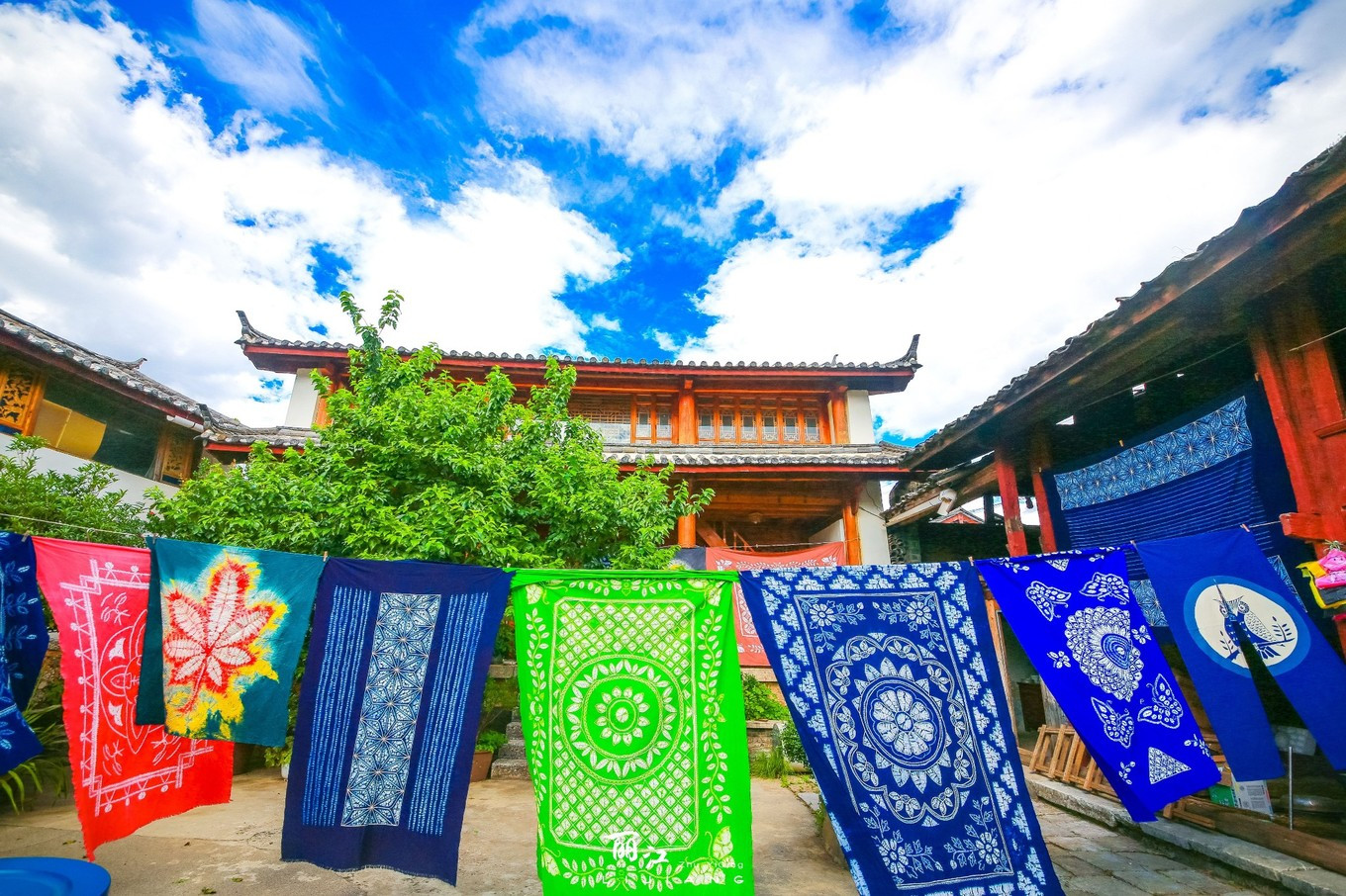 下的小镇,还原了十年前丽江该有的样子|白沙古镇|白沙|扎染_新浪网