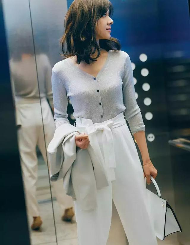 如何买最少的衣服穿出更多花样