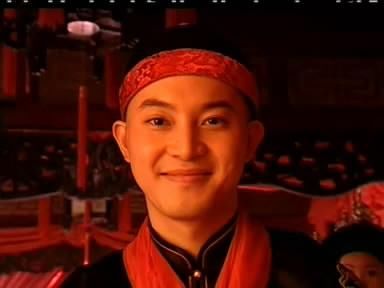 确认他的储君身份,直到乾隆五十四年,十五阿哥永琰被封为和硕嘉亲王