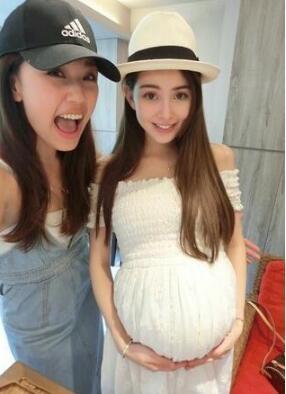 谢楠怀孕8个月参加亲子活动,网友:哪里像个孕妇!