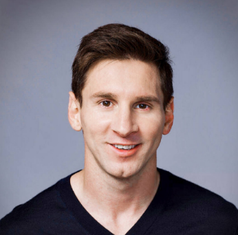 梅西刮胡子画风突变,颜值回春15年,这胡子好像没刮干净吧