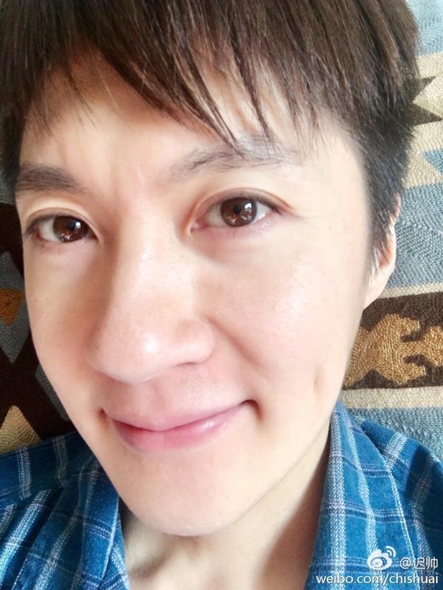 男星素颜大头照 彭于晏迟帅李易峰颜值是否经得起推敲一目了然