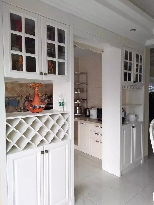 巧妙实用,好大气!|酒柜|厨房门|隔断_新浪新闻