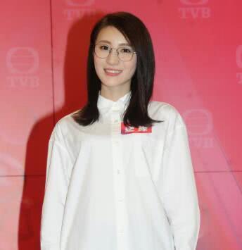 城寨英雄花曼也要离开tvb和老公结婚近1年将回归家庭