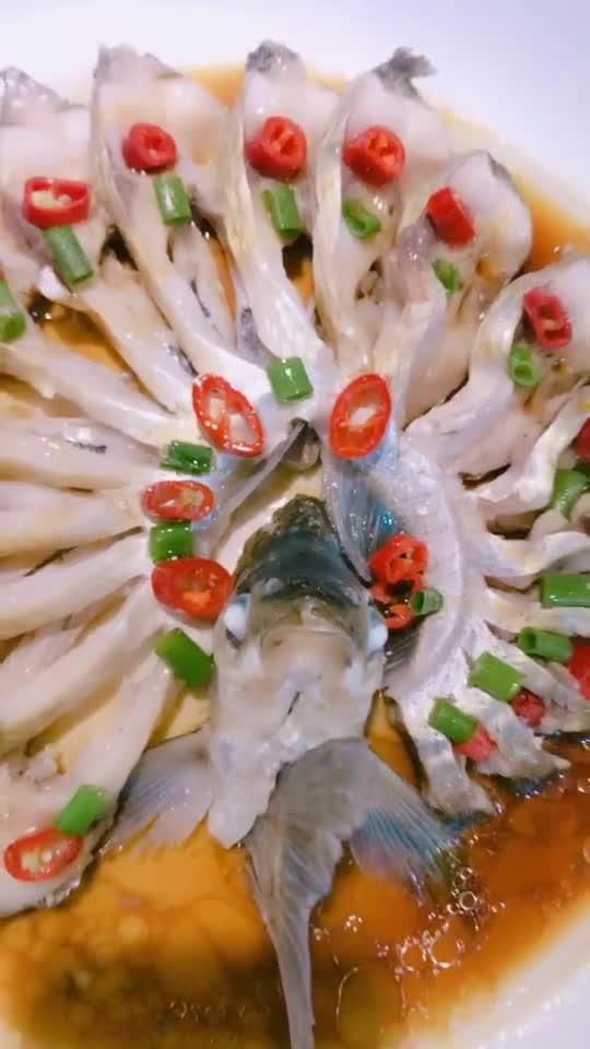 厨师教你做清蒸鳊鱼过程超详细1分钟就学会招待客人上档次