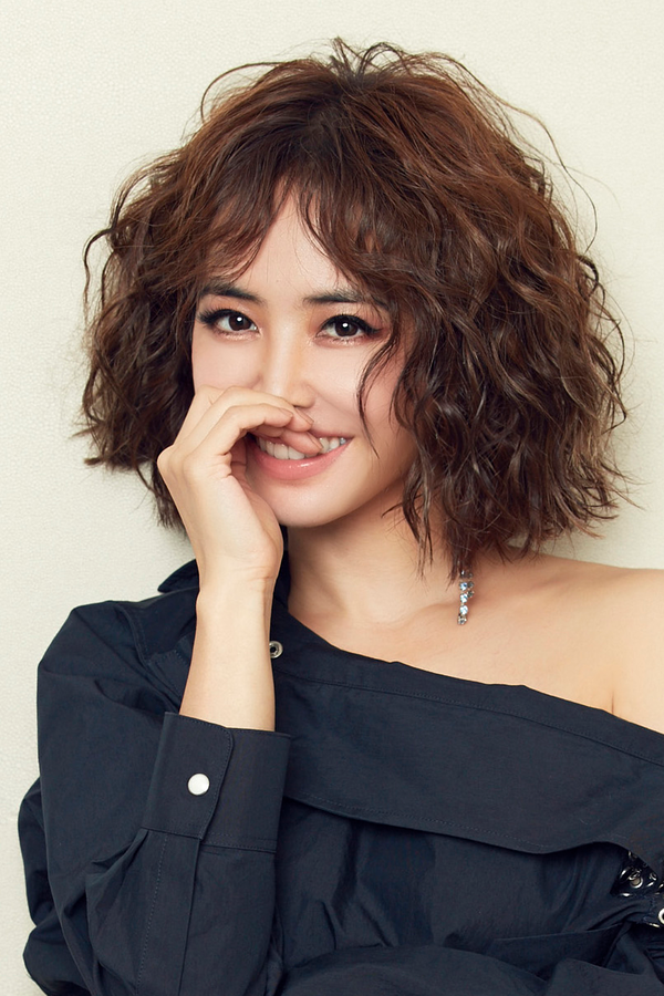 秋风吹来头顶凉保暖时刻到了这40款女星发型哪家强