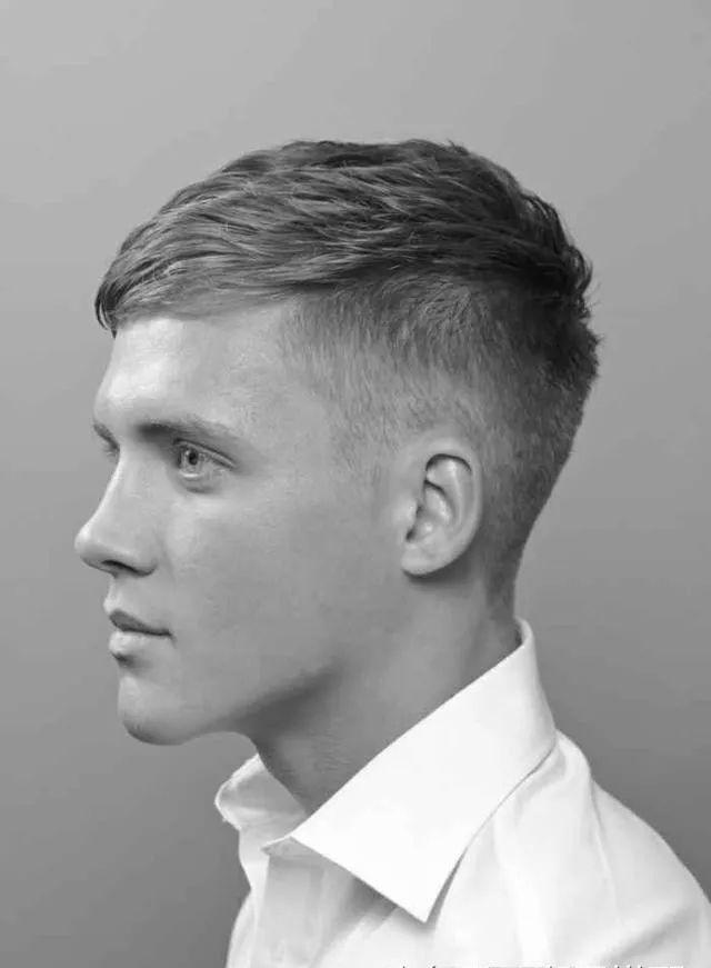 碾压型男圈的铲青 飞机头,你想不想试一下?